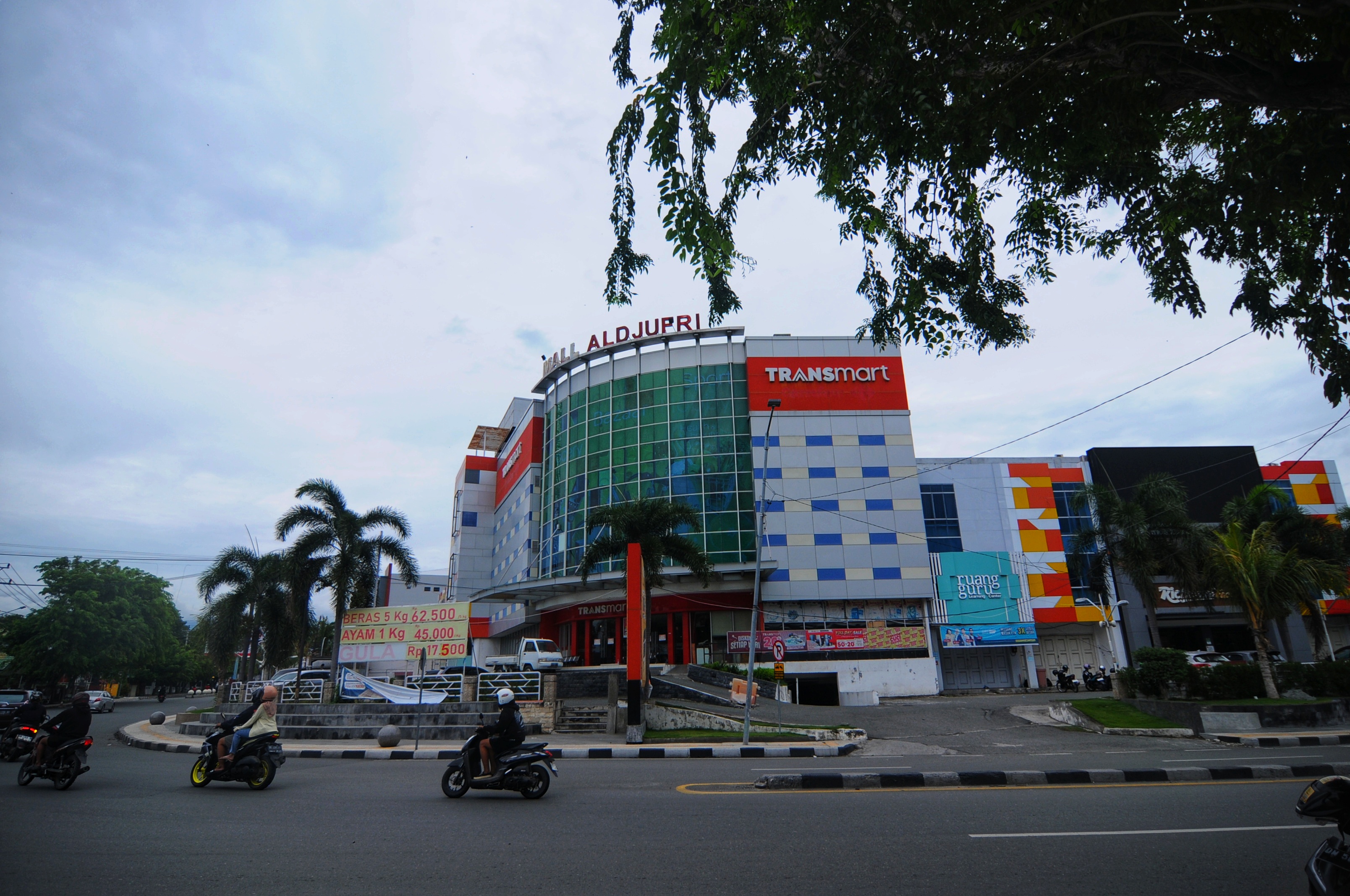 Badan Pendapatan Daerah (Bapenda) Kota Palu mengingatkan pelaku usaha yang memungut pajak daerah untuk memasang alat perekam transaksi atau tapping box. 