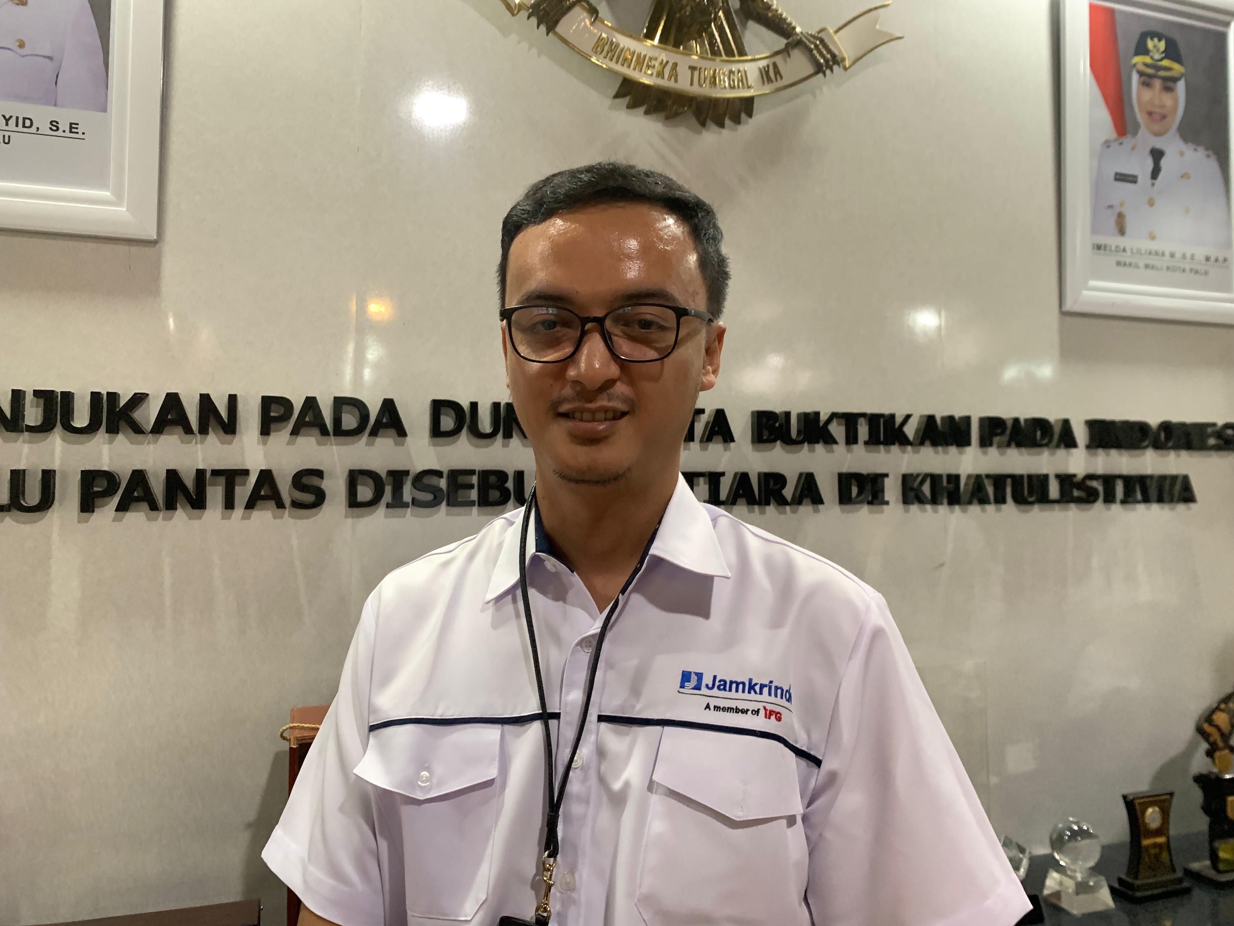 Pemimpin PT. Jamkrindo Cabang Palu, Aditya Wirawan.