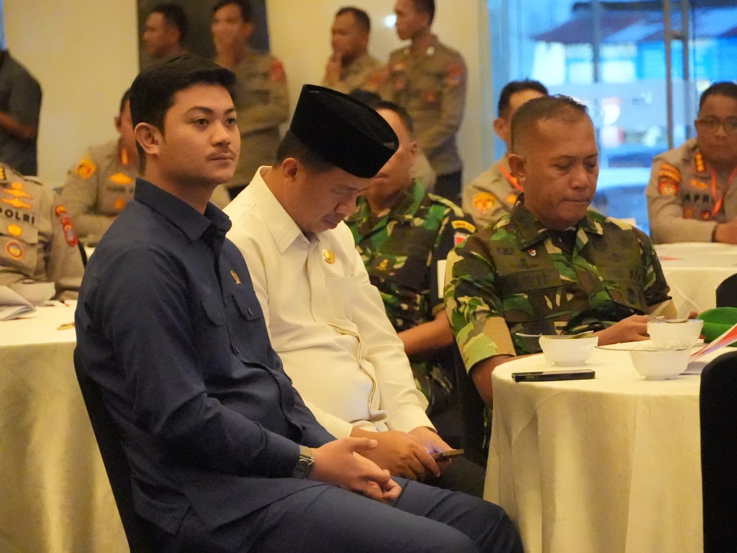 MENGHADIRI: Anggota DPRD Sulteng Moh. Fauzan Adzima Yahya, mewakili Ketua DPRD Sulteng menghadiri kegiatan di Polda Sulteng.(FOTO: HUMAS DPRD SULTENG/RADAR PALU).  &nbsp;