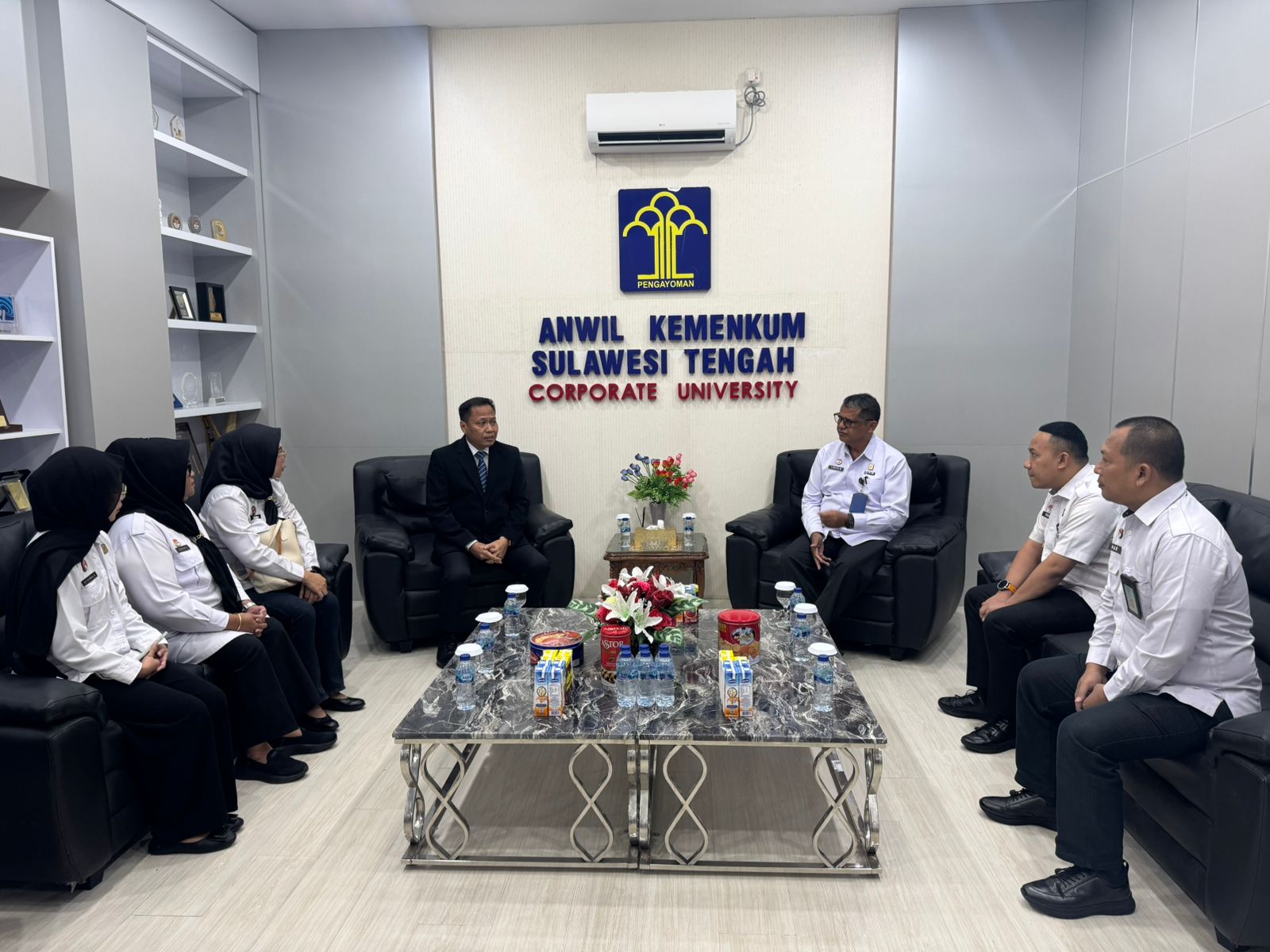 Kanwil Kemenkum Sulteng) menerima kunjungan kerja Tim Balai Harta Peninggalan (BHP), Rabu (11/3/2026).