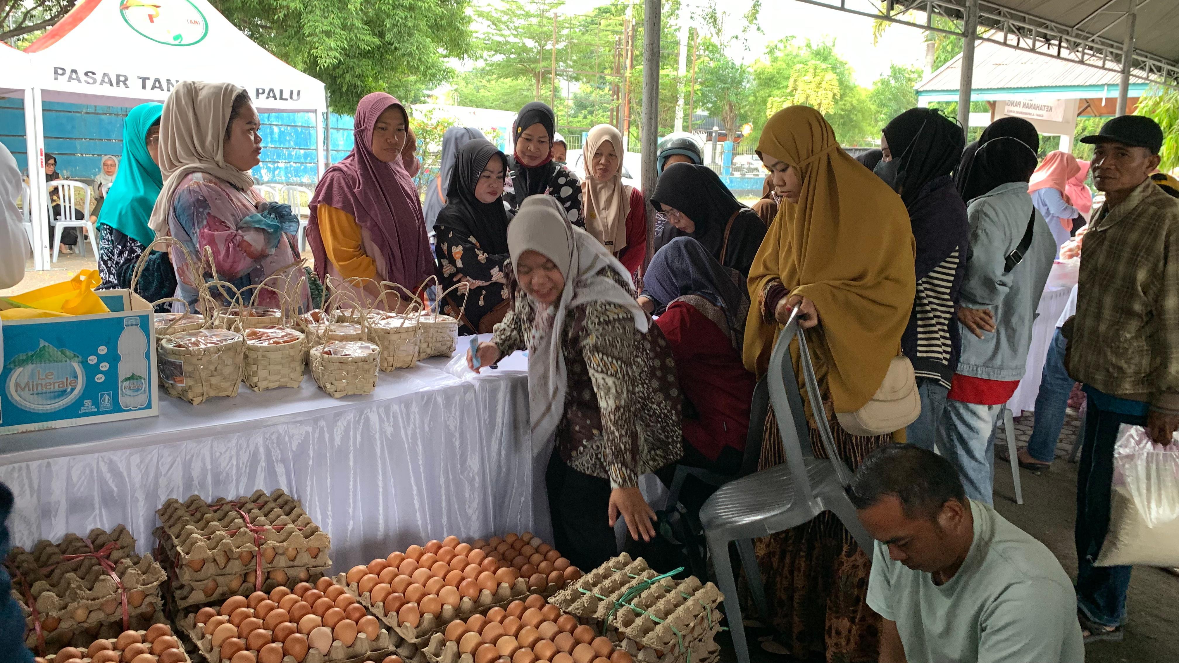 Pasar Tani dengan konsep pangan murah.