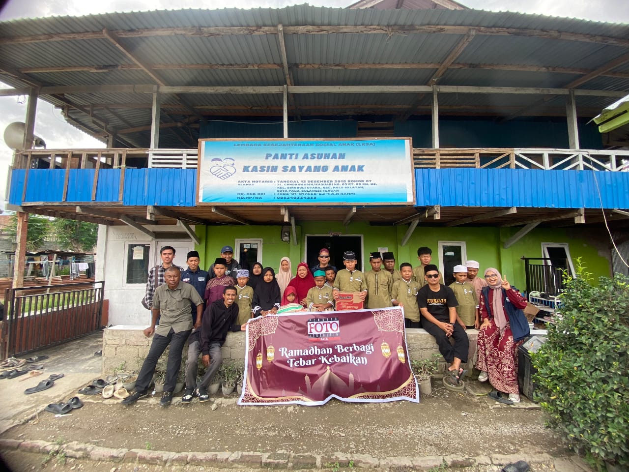 PFI Palu menggelar kegiatan sosial dengan menyalurkan bantuan paket sembako kepada anak-anak di Panti Asuhan &ldquo;Kasih Sayang Anak&rdquo; Kota Palu.