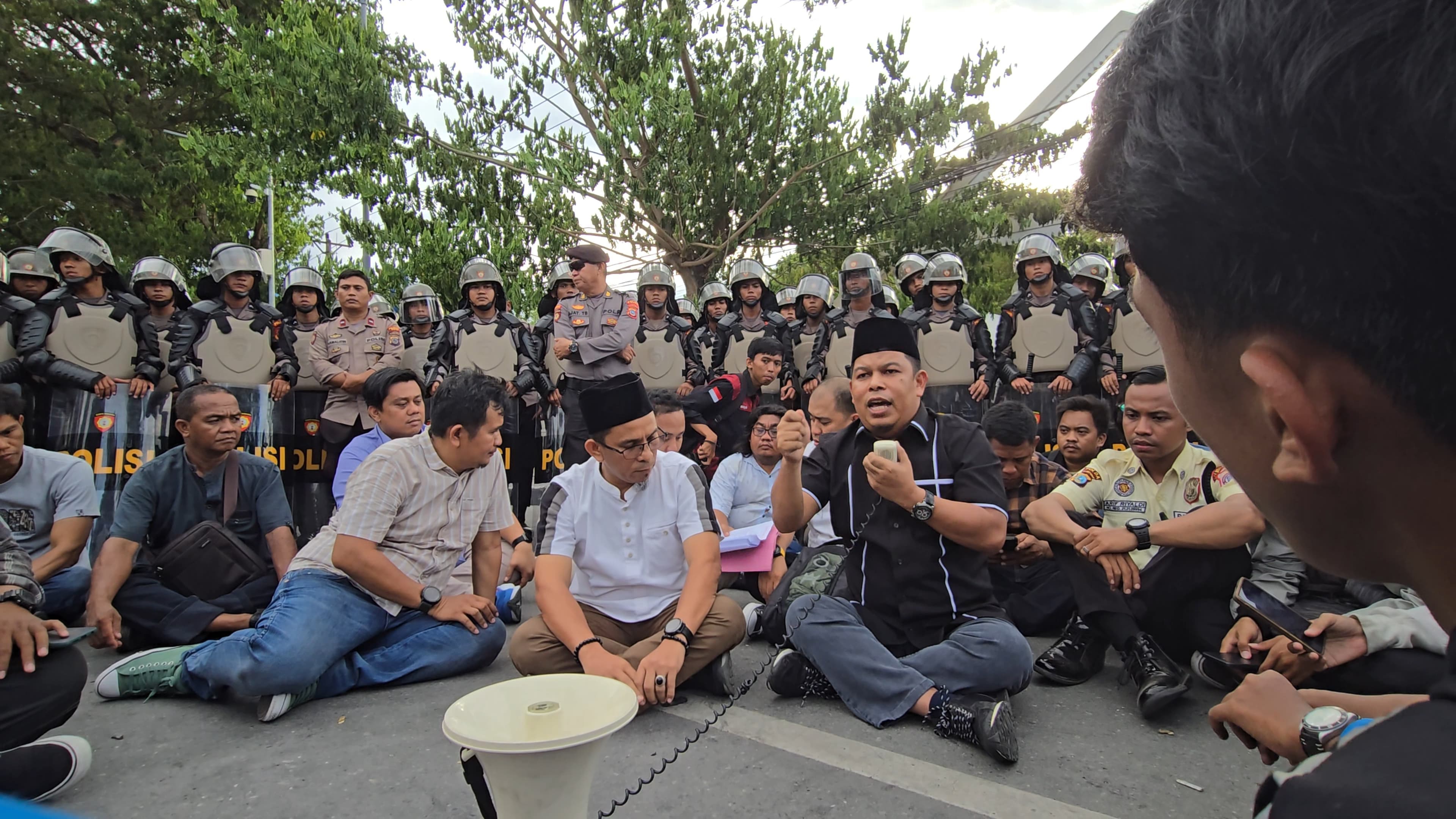 Ketua Fraksi PKB DPRD Sulawesi Tengah, Muhammad Safri, mengecam keras aksi penyiraman air keras terhadap aktivis KontraS Andrie Yunus.