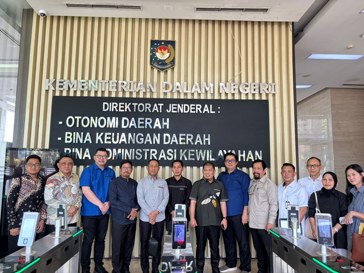 Komisi III DPRD Sulteng berkonsultasi ke Kemendagri untuk memperjuangkan kejelasan hak daerah atas keuntungan bersih tambang IUPK serta menyoroti ketimpangan skema Dana Bagi Hasil bagi daerah penghasi