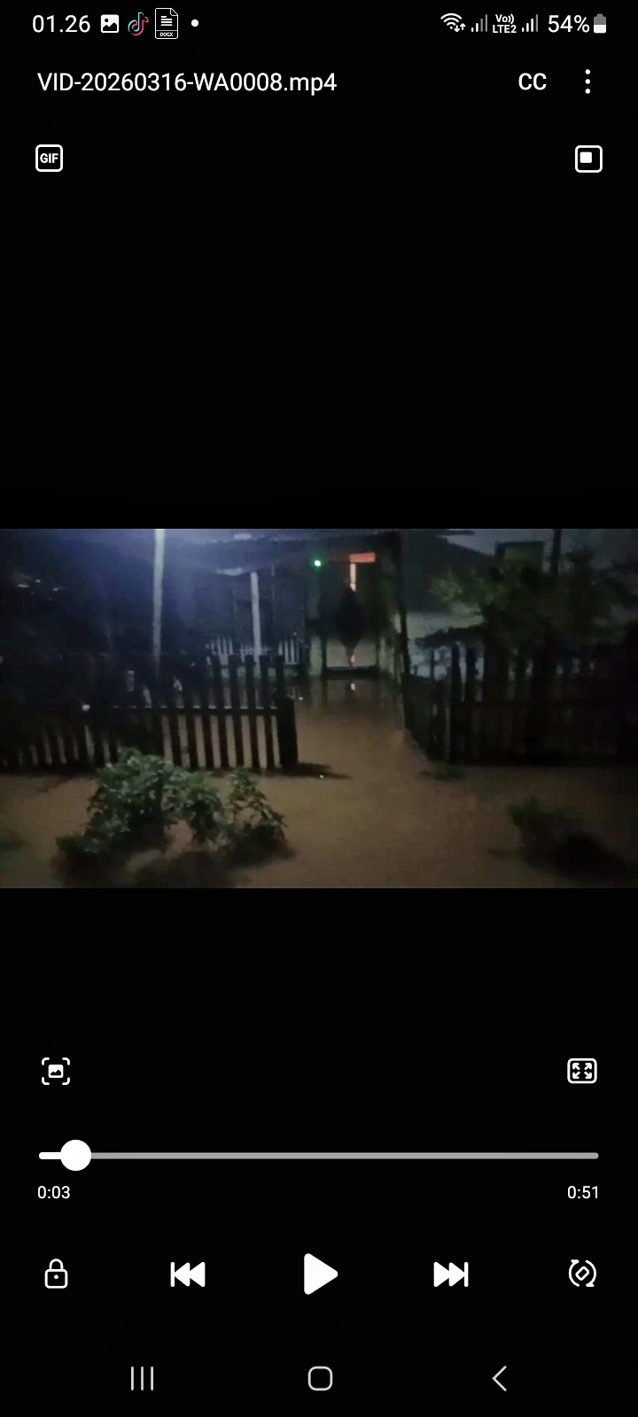 Banjir merendam tiga dusun di Desa Lakea II, Kecamatan Lakea, Kabupaten Buol, Sulawesi Tengah, Minggu malam (15/3).