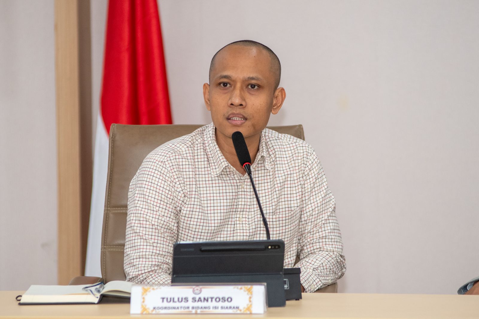 Koordinator Bidang Pengawasan Isi Siaran KPI Pusat Tulus Santoso