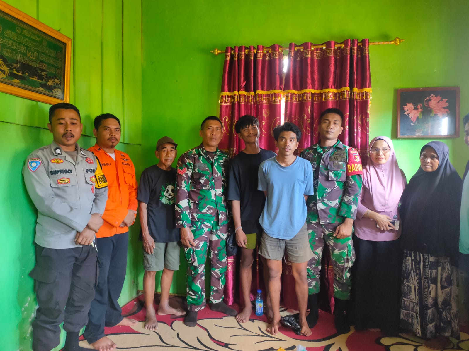 SELAMAT: Dua pendaki di Kabupaten Tolitoli yang ditemukan selamat oleh petani setempat.