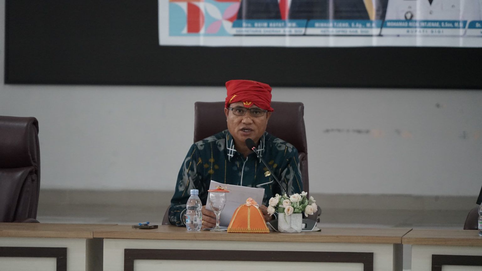 Samuel Yansen Pongi (FOTO: ANGEL SUMBARA/RADAR PALU)
