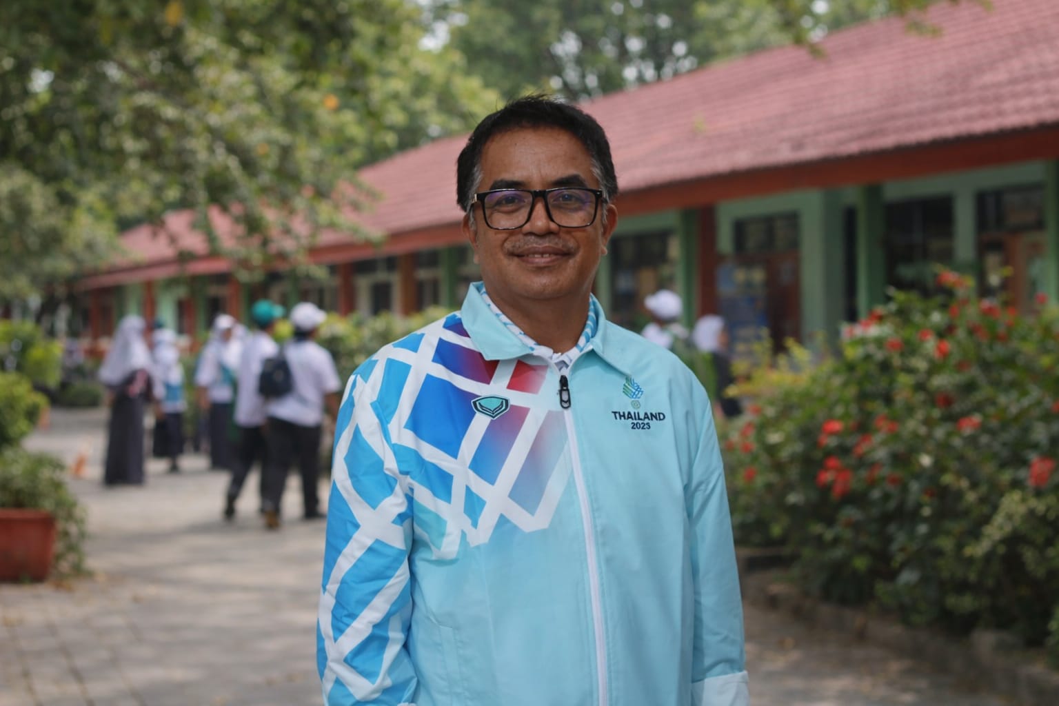 Kepala Disdikbud Kota Palu, Hardi dan suasana aktivitas belajar siswa di sekolah, terkait perubahan sistem SPMB Palu 2026 yang kini menggunakan Tes Kemampuan Akademik.