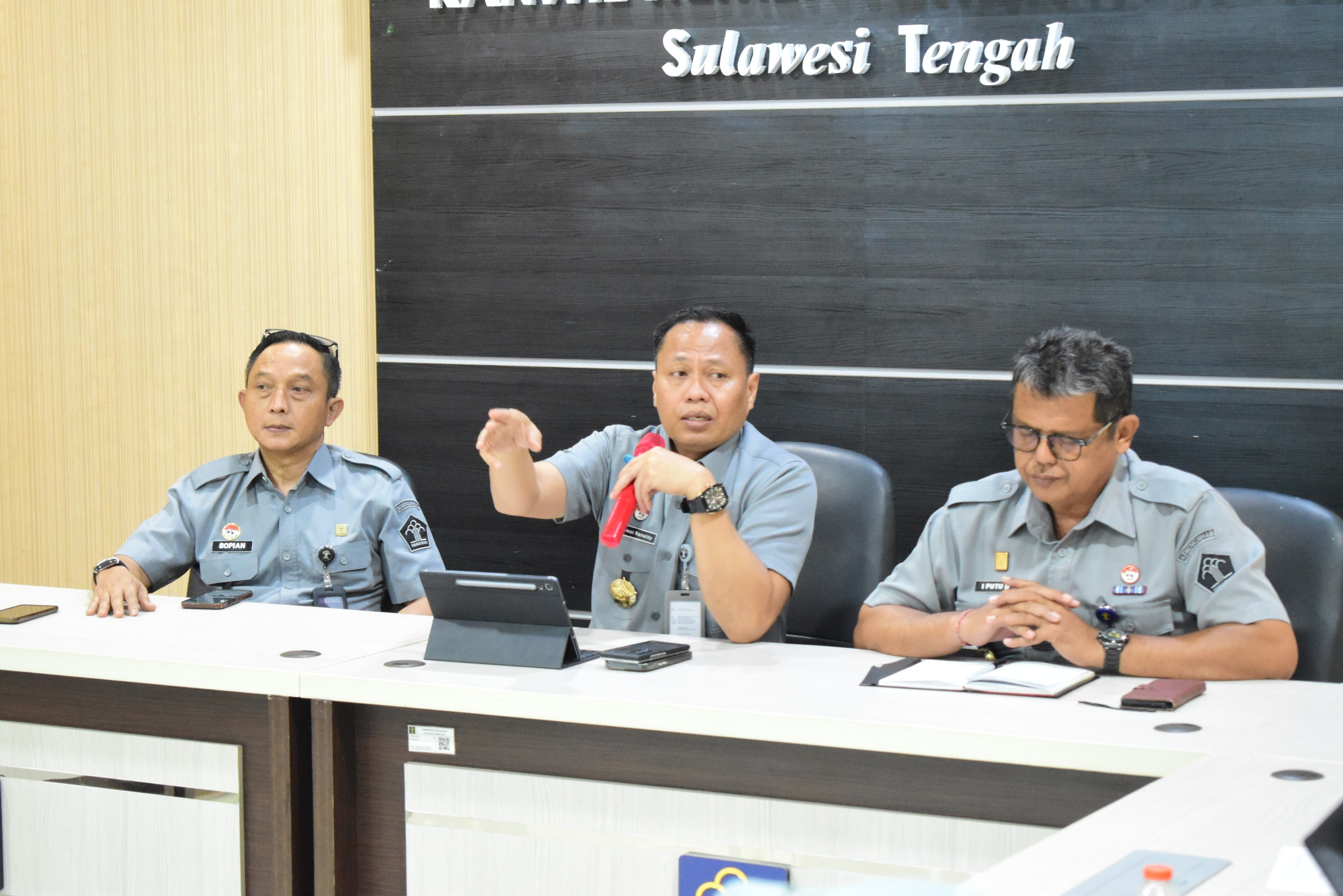 Kanwil Kemenkum Sulteng terus menunjukkan komitmen nyata dalam mendorong reformasi birokrasi.
