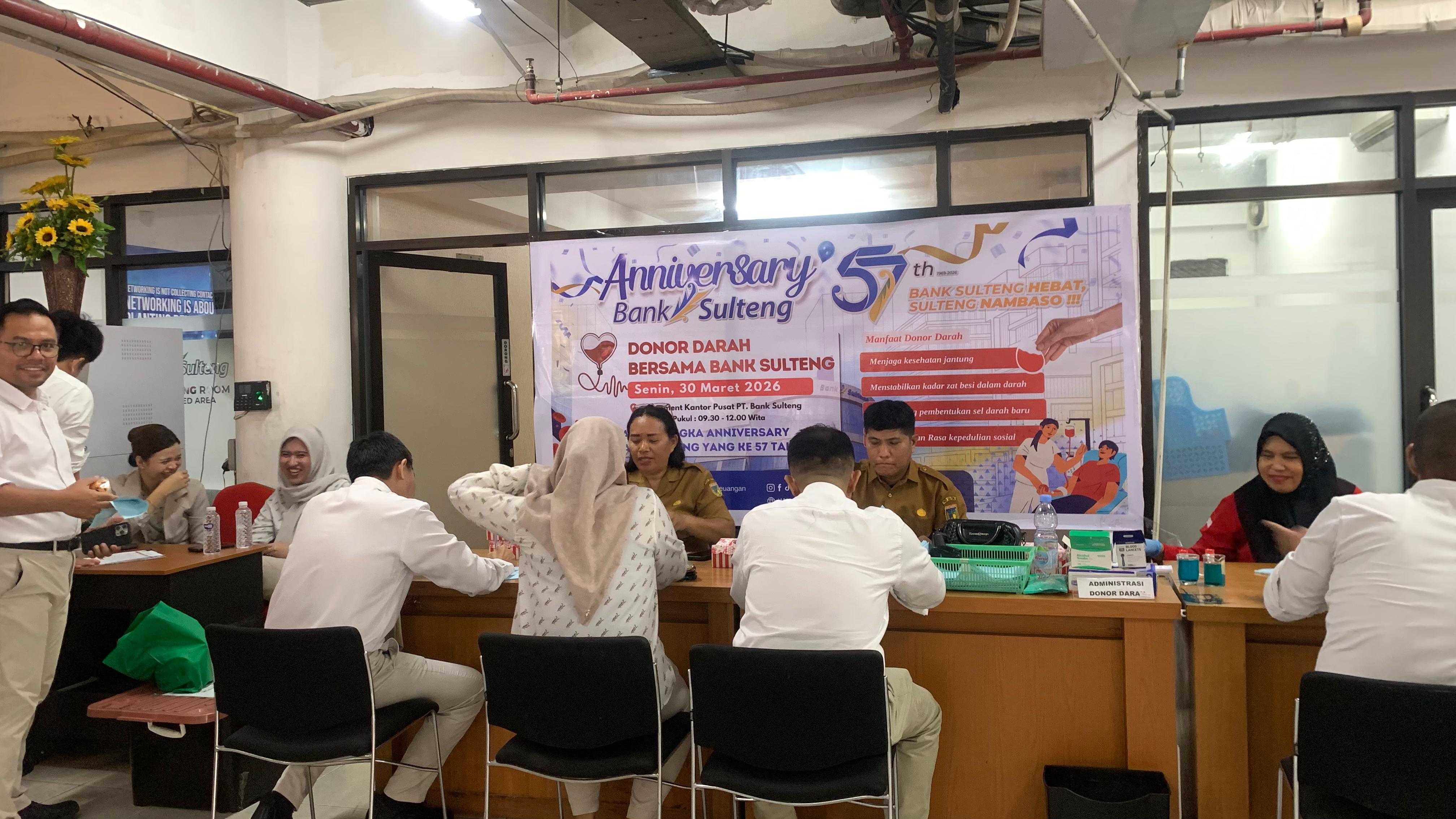 Bank Sulteng menggelar kegiatan donor darah dalam rangka memperingati Hari Ulang Tahun (HUT) ke-57.