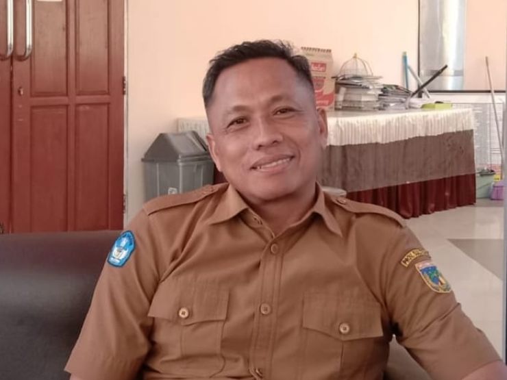 Wakil Kepala Sekolah Bidang Kesiswaan SMAN 1 Palu, Budiono pastikan seleksi transparan tanpa praktik siswa titipan.