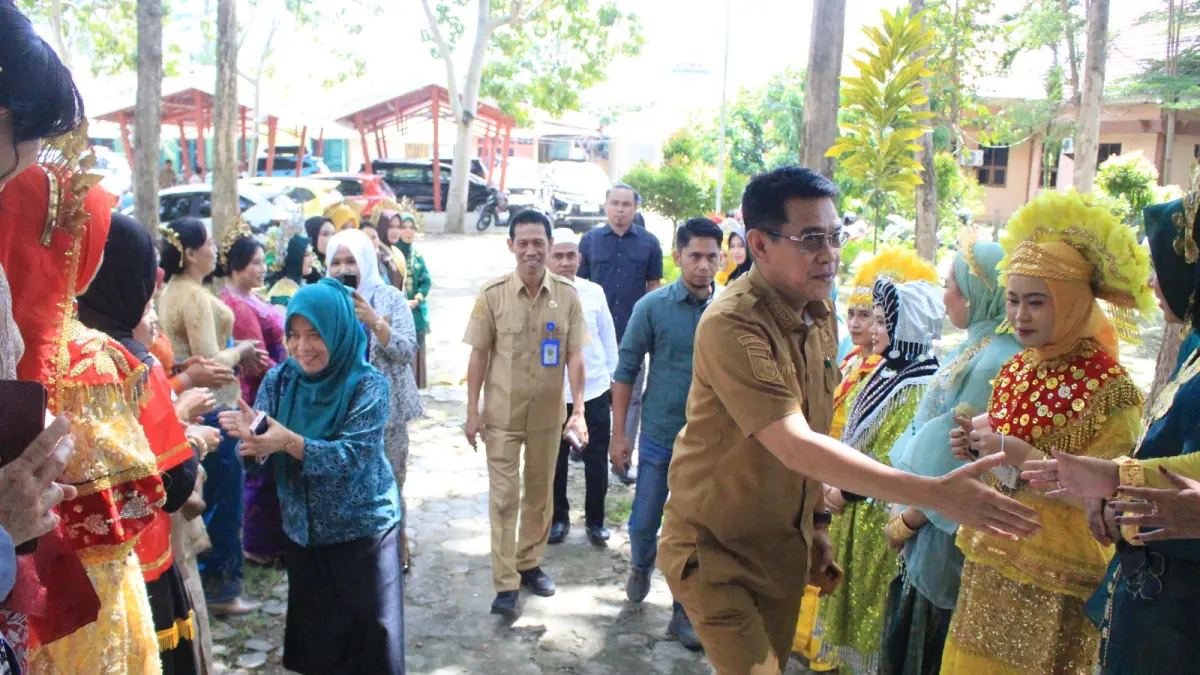 MUSCABI: Bupati Parimo, H. Erwin Burase saat membuka Muscab VII&nbsp; IBI Kabupaten Parimo di Aula Bappelitbangda, Selasa (31/3/2026).(FOTO: RAHMAT FADHIL/RADAR PALU)