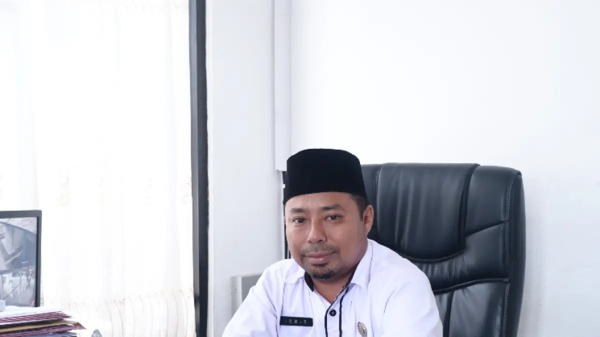 PERKUAT KUALITAS LAYANAN: Lurah Donggala Kodi, Idris mengaku pihaknya terus memperkuat kualitas pelayanan publik sepanjang 2026.(Foto: Andhika Nur Hikmah/Radar Palu)
