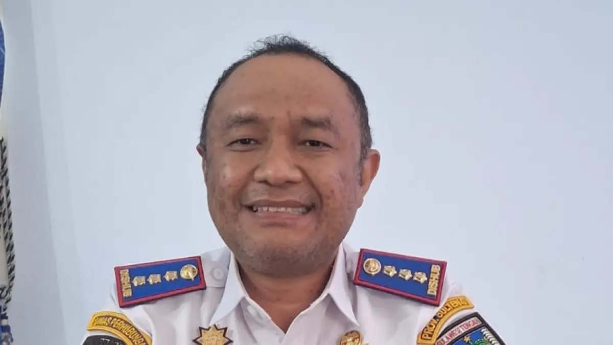 Sekretaris Dinas Perhubungan Sulteng Kamal Ariansyah tegaskan Pemprov Sulteng mendukung rencana pemindahan pelabuhan ke Donggala sesuai kebijakan pemerintah pusat. (Annisa Wibdy)