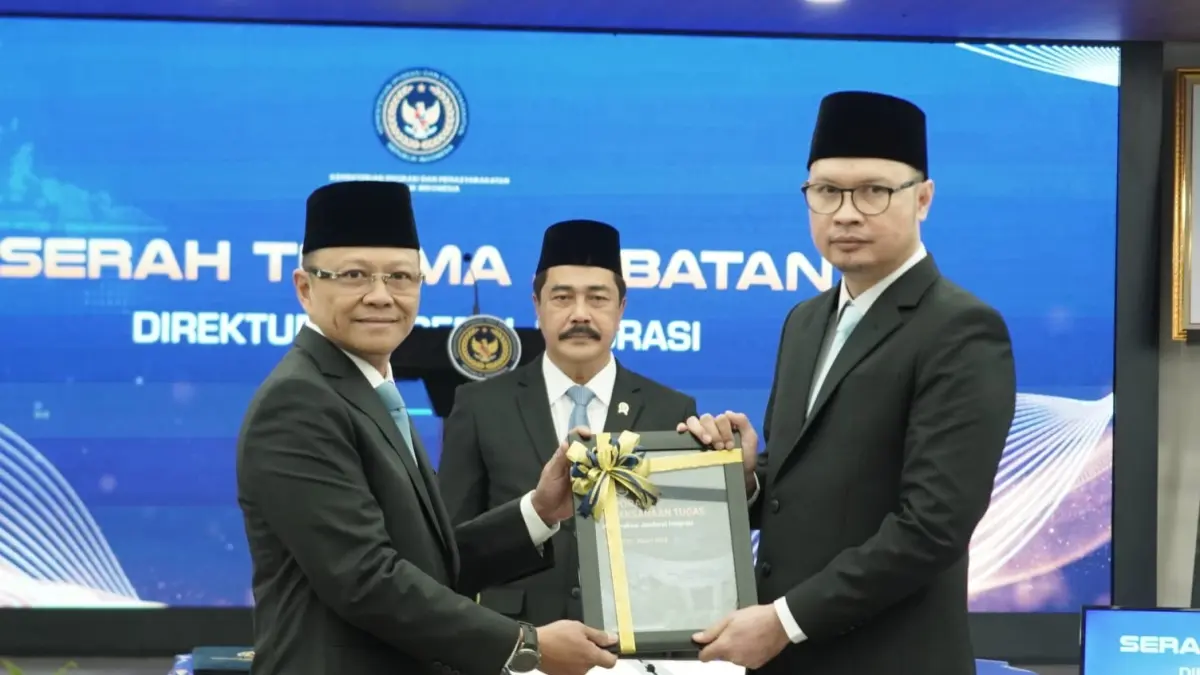 SERAH TERIMA JABATAN:  Menteri Imigrasi dan Pemasyarakatan (Imipas), Agus Andrianto, resmi melantik dua pejabat Pimpinan Tinggi Madya di lingkungan Kementerian Imigrasi dan Pemasyarakatan (Kemenimipas)Kementrian Imigrasi dan Pemasyarakatan. (Foto: Kementrian Imigrasi dan Pemasyarakatan)