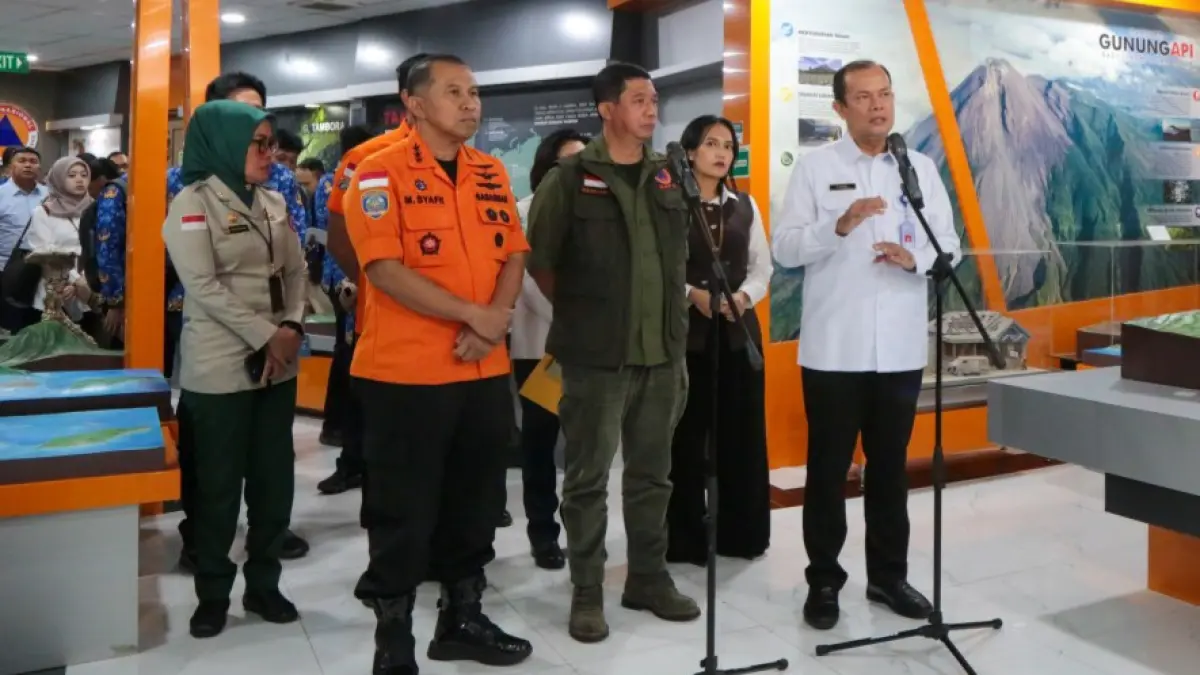 Rapat Koordinasi Penanganan Darurat Bencana Gempa Bumi M 7,6 yang digelar di Ruang Command Center, Gedung Graha BNPB, Jakarta, Kamis (2/4/2026).(DOK BMKG)