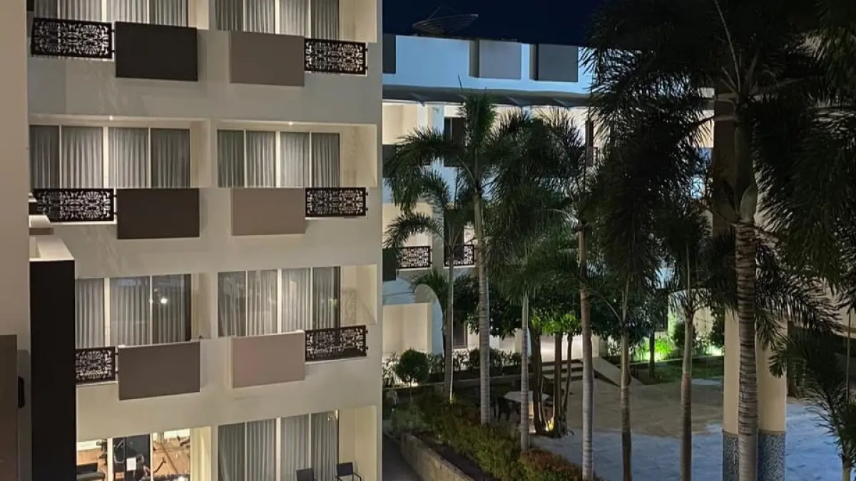 Salah satu hotel berbintang di Kota Palu.