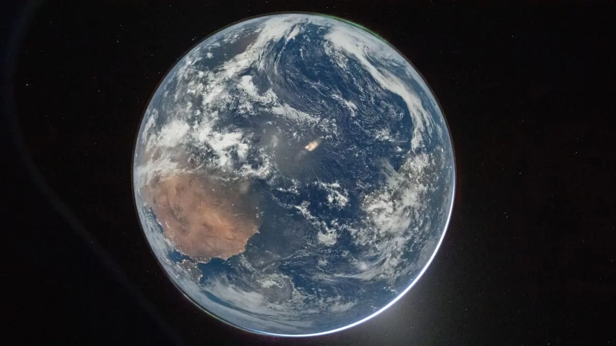 NASA merilis foto spektakuler Bumi yang diambil langsung dari luar angkasa oleh astronaut misi Artemis II, Reid Wiseman.(NASA/REID WISEMAN)