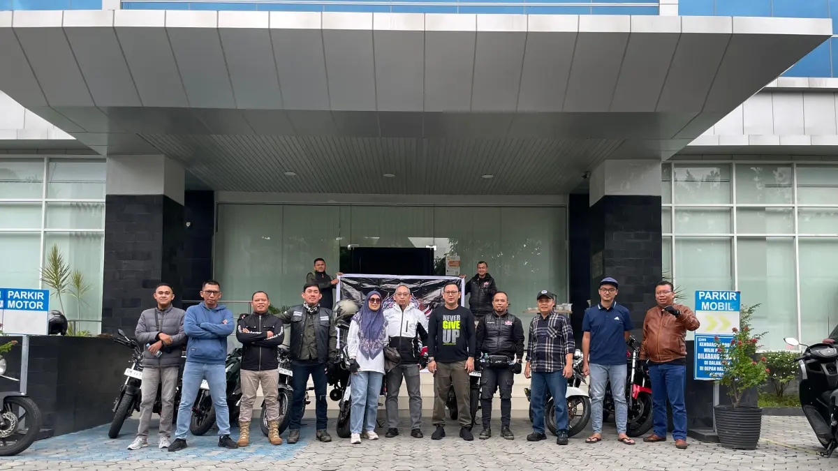 Rombongan pimpinan cabang BRI Sulteng menjelajah Palu hingga Kepulauan Togean, menguatkan silaturahmi sekaligus menikmati pesona bahari.