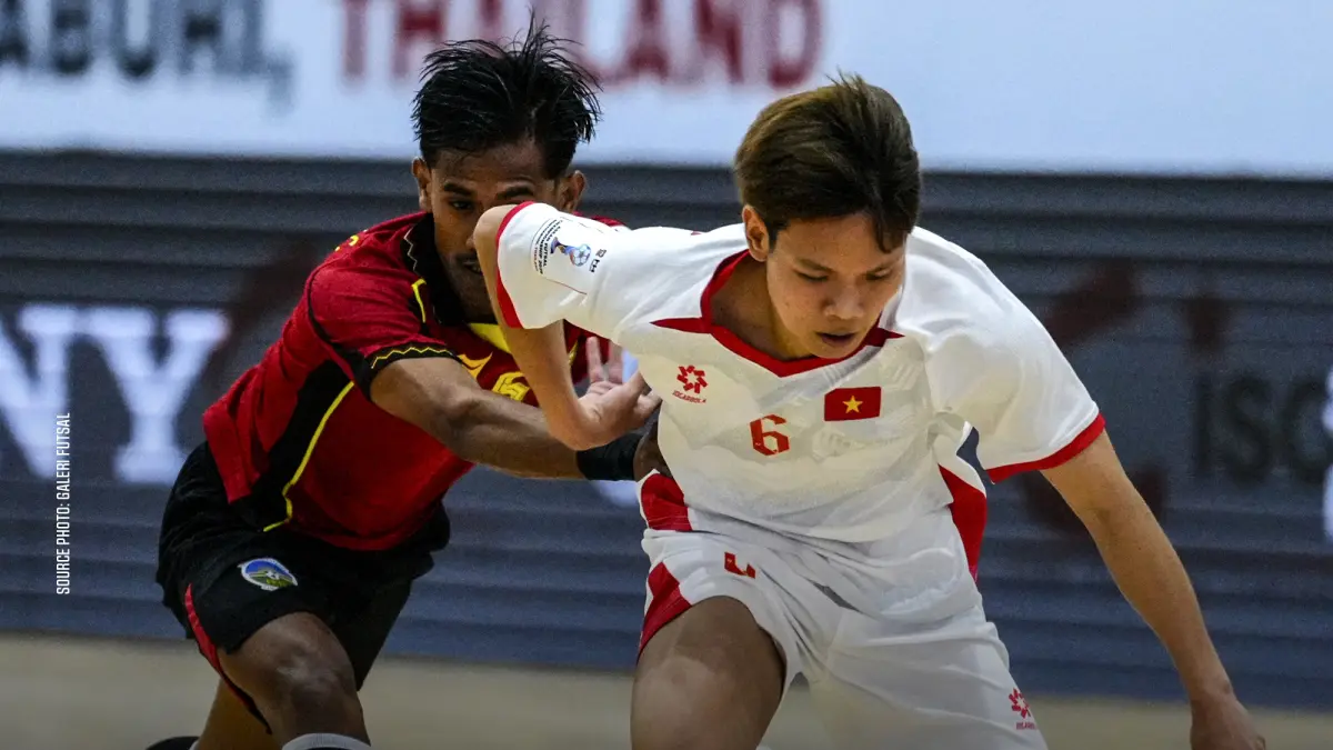 Vietnam tampil dominan dengan kemenangan telak 7-1 atas Timor Leste. (Twitter/@AseanFutsal)