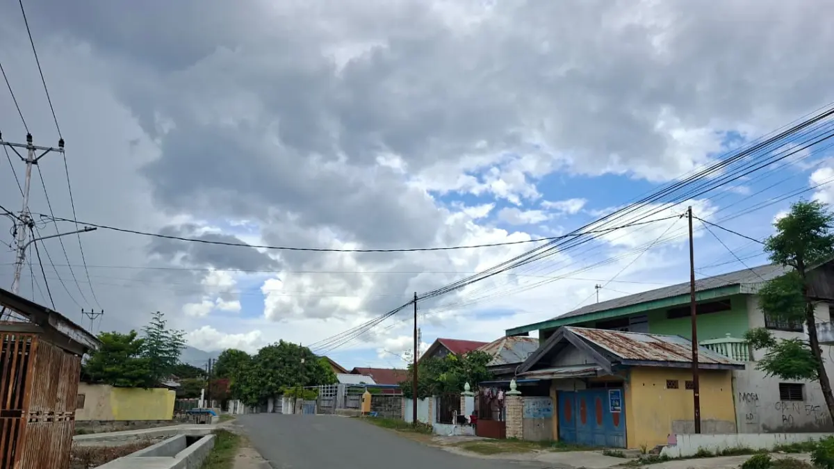 Kondisi permukiman padat di kawasan Kampung Baru Palu yang akan ditata bertahap. (Annisa Tri Yusnida/Radar Palu)