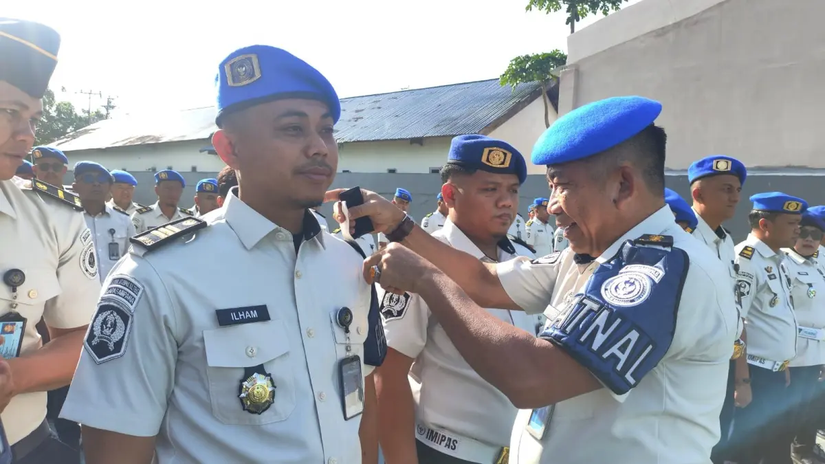 Pengukuhan 63 personel Satuan Operasional Pengawasan Internal (Satops Patnal), Rabu (8/4/2026).(DITJENPAS SULTENG)