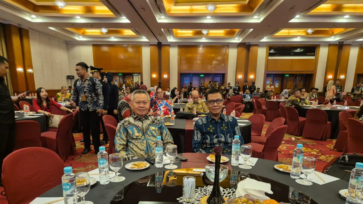 RAKOR: Bupati Sigi, Moh. Rizal Intjenae saat mengikuti rakor transportasi di Jakarta, Selasa (7/4/2026).(FOTO: ANGEL SUMBARA/RADAR PALU)
&nbsp;
