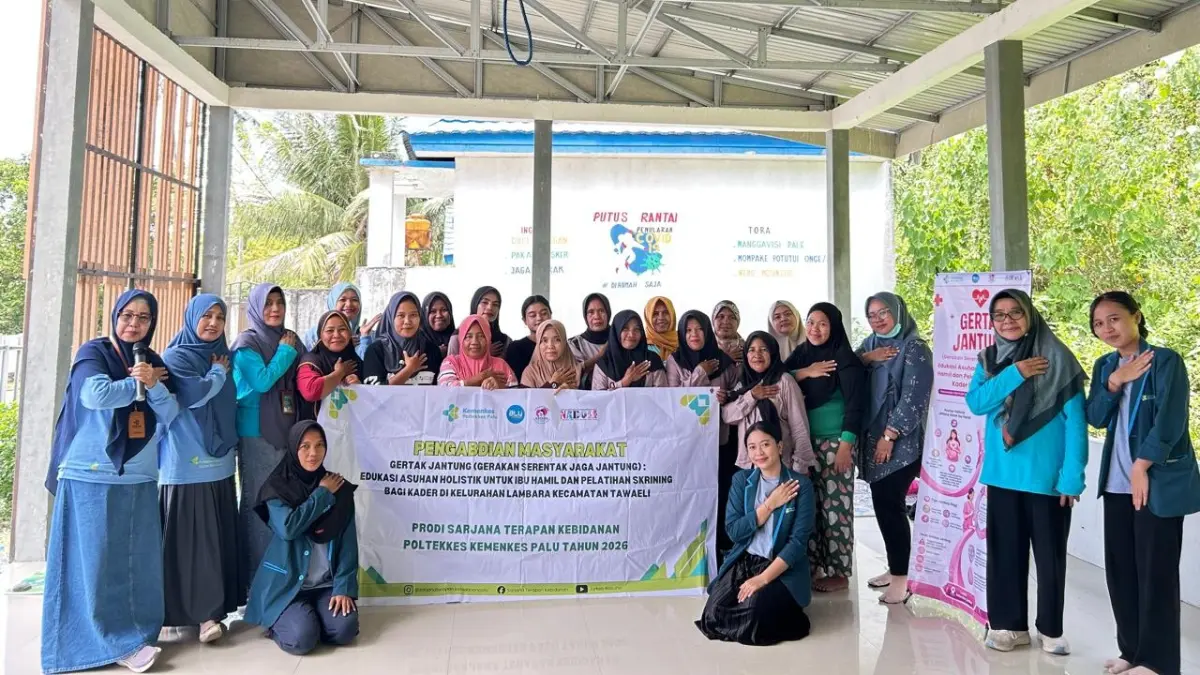Kegiatan pengabdian kepada masyarakat bertajuk GERTAK JANTUNG (Gerakan Serentak Jaga Jantung) di Liku, Kelurahan Lambara, Kecamatan Tawaeli, Kamis (9/4/2026).(DOK JURUSAN KEBIDANAN POLTEKKES KEMENKES PALU)