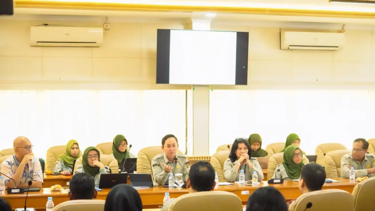Rapat koordinasi Kementan bersama importir dan pengrajin tahu tempe membahas stabilisasi harga kedelai melalui penerapan HAP Rp11.500 per kilogram. (IstimewaRadar Palu)