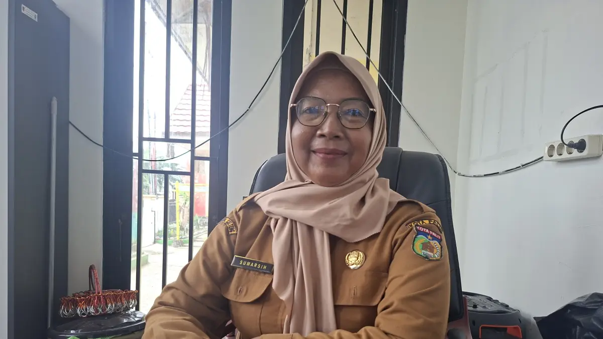 Lurah Siranindi Sumarsih(Annisa Tri Yusnida/Radar Palu)