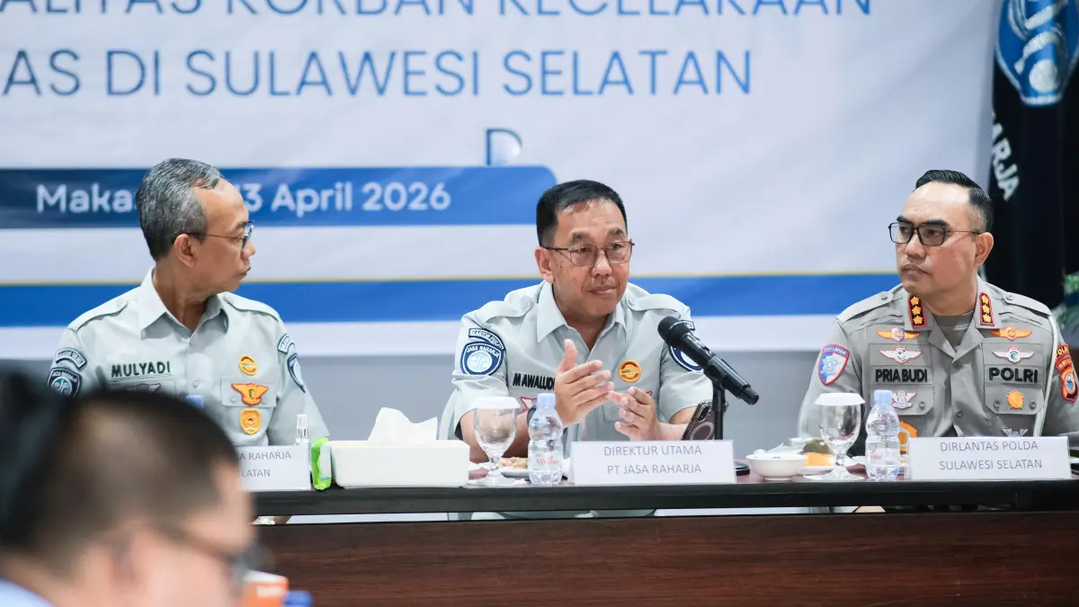 Direktur Utama Jasa Raharja, Muhammad Awaluddin, dalam Diskusi Keselamatan Transportasi yang mempertemukan unsur Penta Helix di Makassar pada, Senin (13/04/2026).(Dok Jasa Raharja)