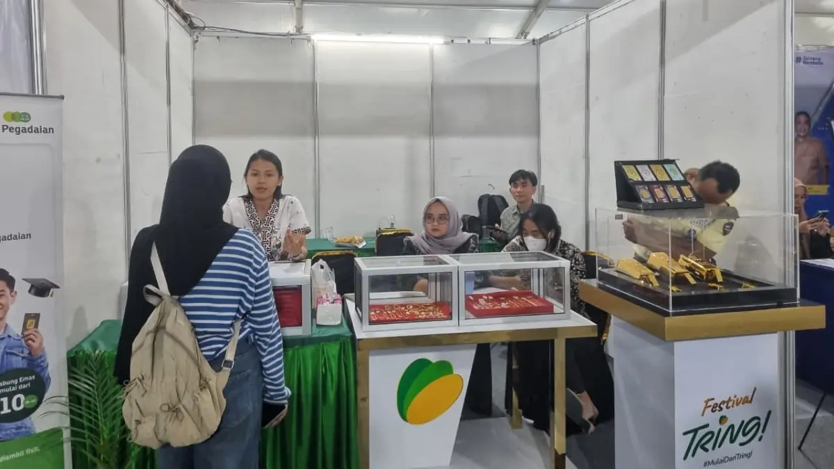 Stand PT Pegadaian di Kegiatan Semarak Sulteng Nambaso Dalam Rangka HUT Sulteng yang Digelar di Gedung Jodjokodi Convention Center (JCC), Kota Palu.(MOH FATHAHILA)