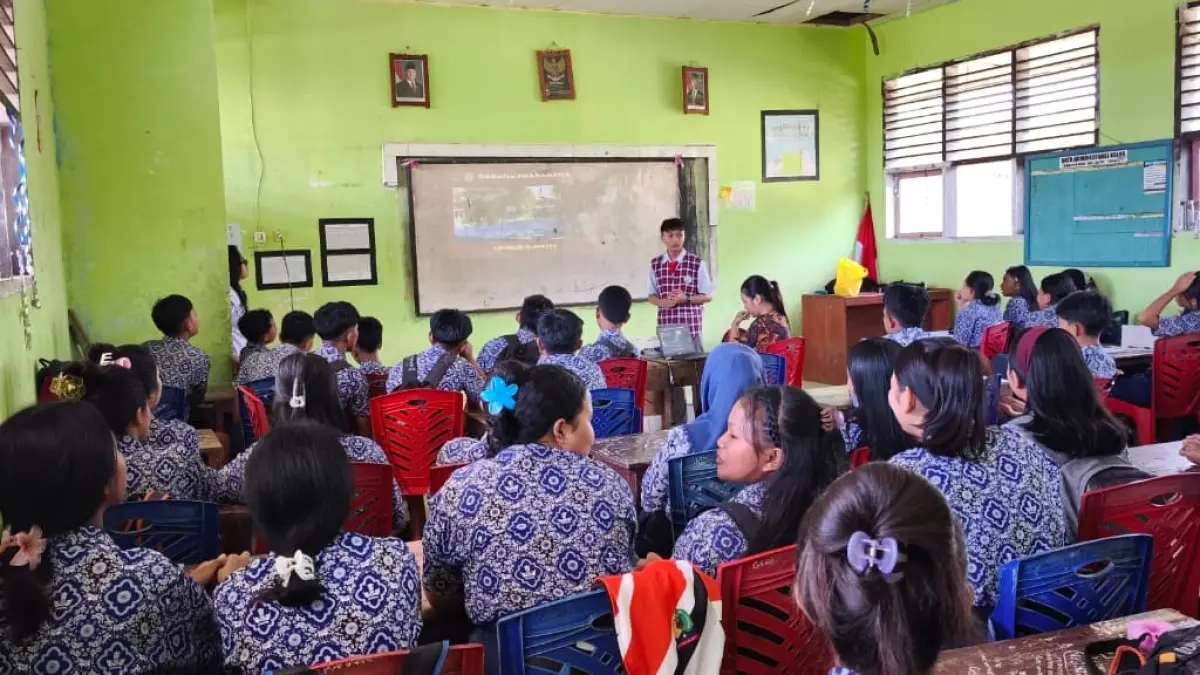 Tim SMAS GKST Imanuel Palu sosialisasi ke sekolah pelosok untuk menjaring siswa, didukung program sekolah gratis tanpa pungutan. (Istimewa/Radar Palu)