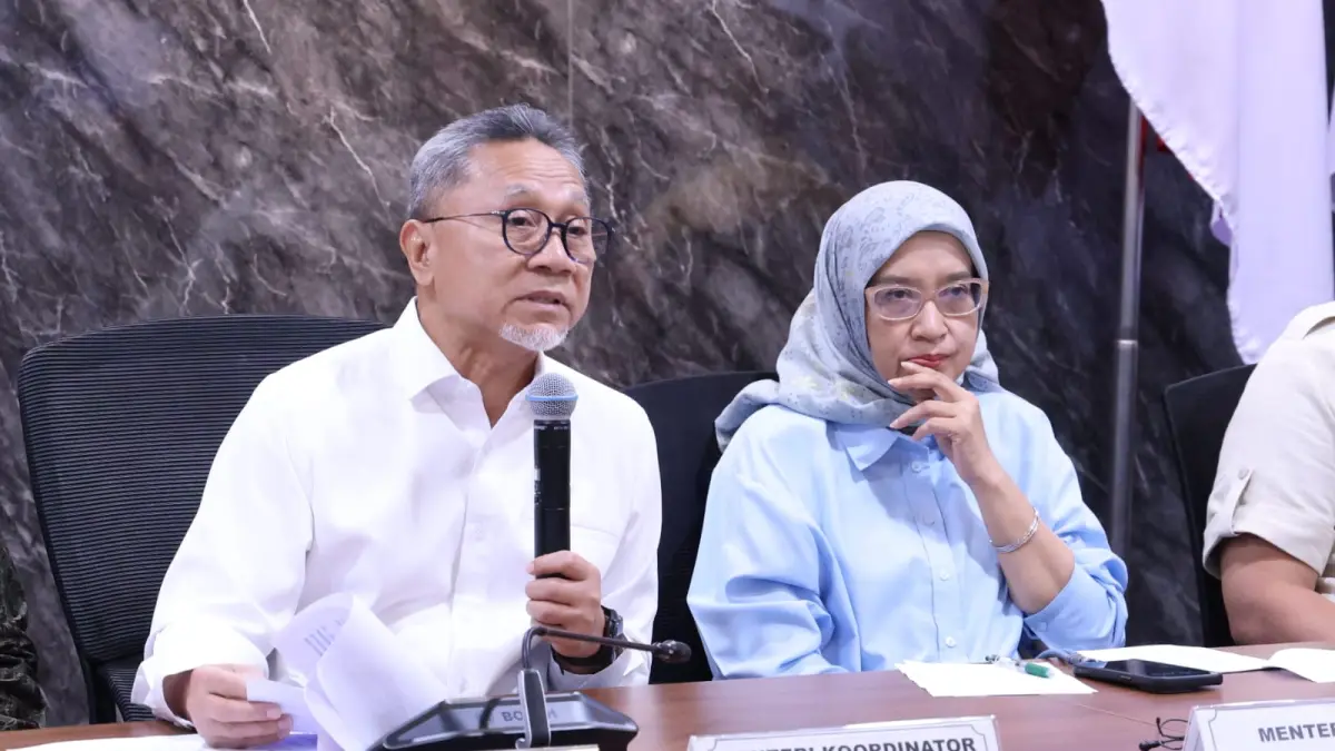 Menko Pangan Zulkifli Hasan dan Menteri PANRB Rini Widyantini umumkan rekrutmen besar SDM Koperasi Merah Putih tanpa biaya.