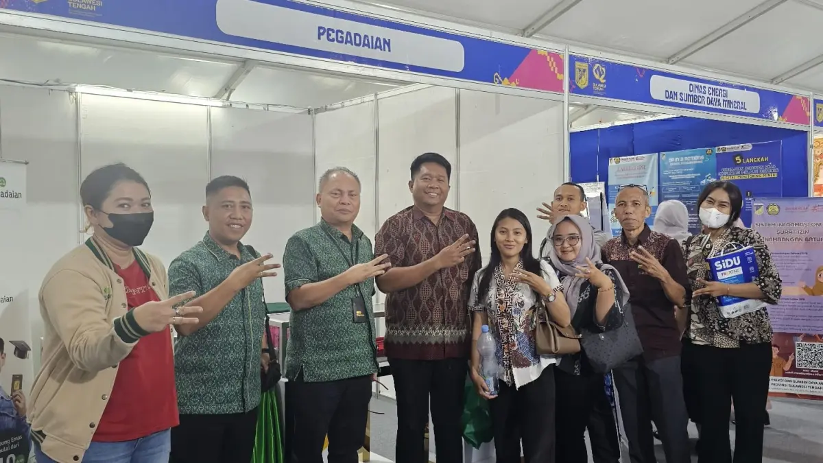 Pegadaian hadir di HUT Sulteng, dorong transaksi ekonomi dan permudah masyarakat berinvestasi emas.