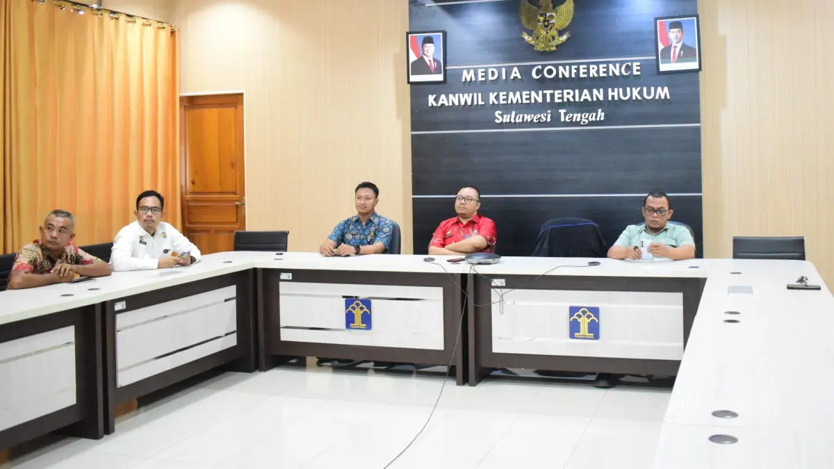 Rapat persiapan Kunjungan Kerja Reses Komisi XIII DPR RI Masa Persidangan IV Tahun Sidang 2025–2026 yang dilaksanakan secara virtual melalui Zoom Meeting, Kamis (16/4).(Dok Kemenkum Sulteng)