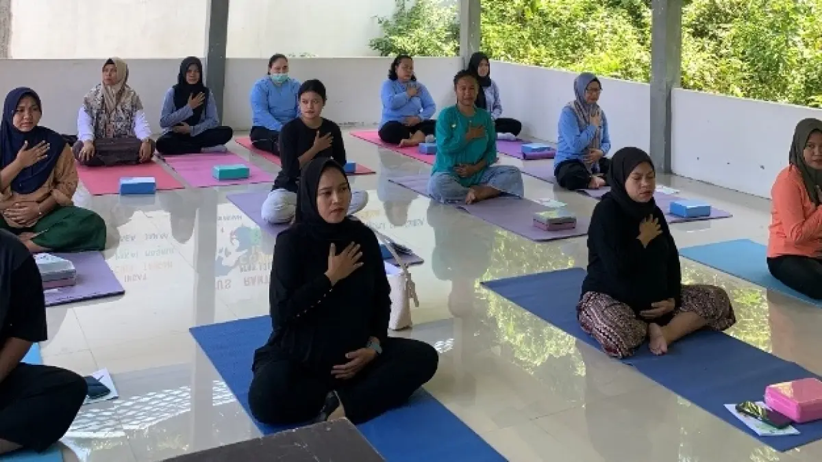 GERTAK JANTUNG: Inovasi Poltekkes Kemenkes Palu untuk menjaga kesehatan jantung ibu hamil melalui edukasi holistik dan yoga prenatal.(DOK POLTEKKES KEMENKES PALU)