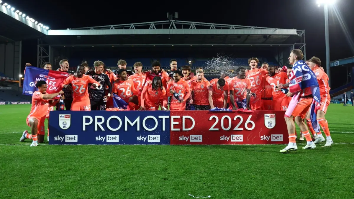 Coventry City memastikan diri kembali ke Premier League setelah 25 tahun penantian.(Instagram/@Coventry_City)