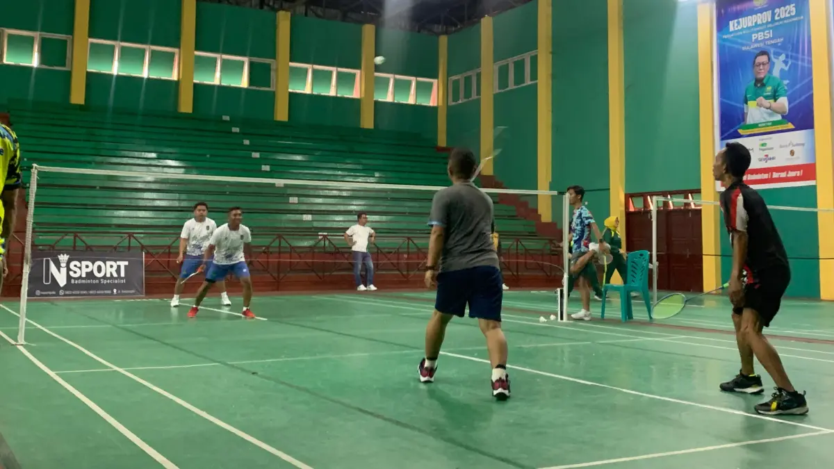 Pegadaian Area Palu menggelar ajang kompetisi olahraga internal yang dikemas dalam bentuk “Pornas mini” tingkat Sulawesi Tengah.(ANDIKA NUR HIKMA)