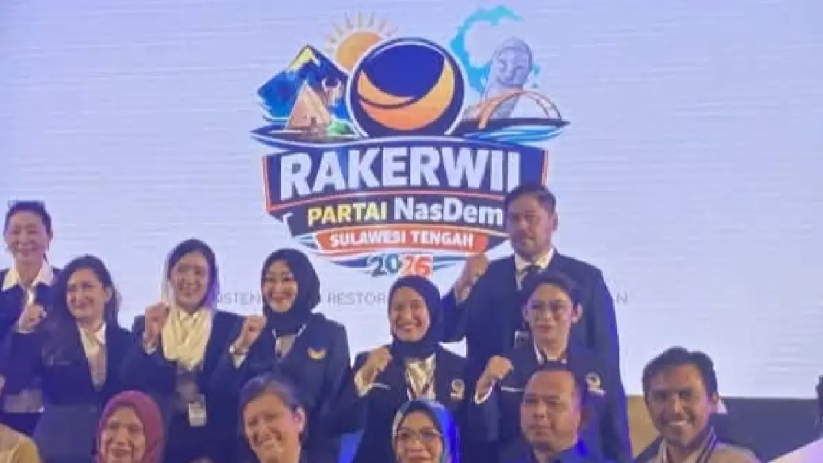 SILATURAHMI: Suasana keakraban difotobersama Ketua DPW PKS Sulteng Moh. Wahyudin, bersama Ketua DPW Partai NasDem Sulteng Nilam Sari Lawira, Jumat (17/04/2026).(FOTO: HUMAS DPW PKS SULTENG/RADAR PALU). 