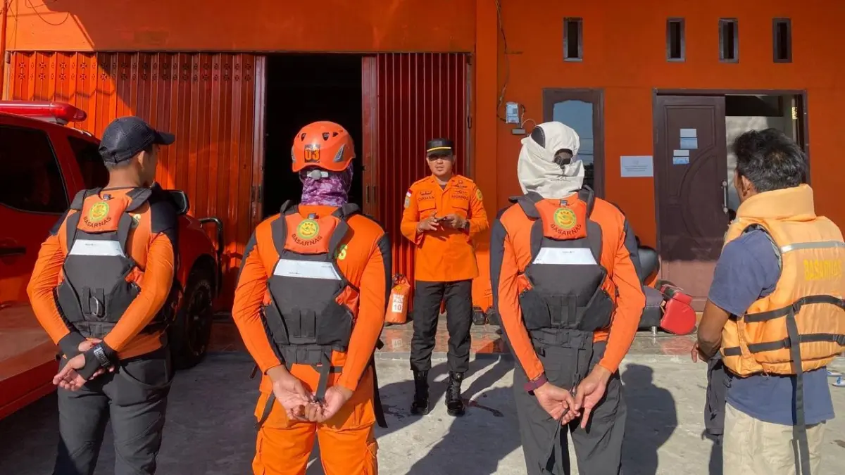Tim Rescue Pos SAR Parigi diberangkatkan setelah menerima laporan nelayan yang hilang.(DOK KANTOR SAR PALU)