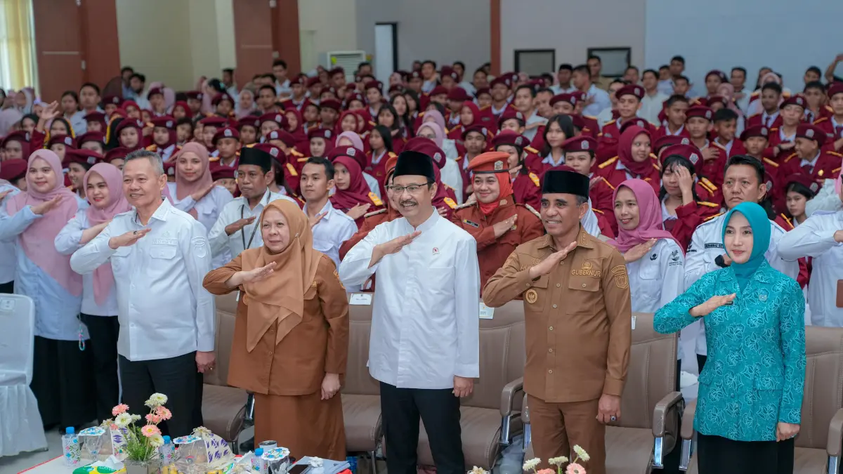 Menteri Sosial Saifullah Yusuf menegaskan, Sekolah Rakyat dirancang menyasar dua sisi sekaligus: anak dan orang tua.(Pemprov Sulteng)