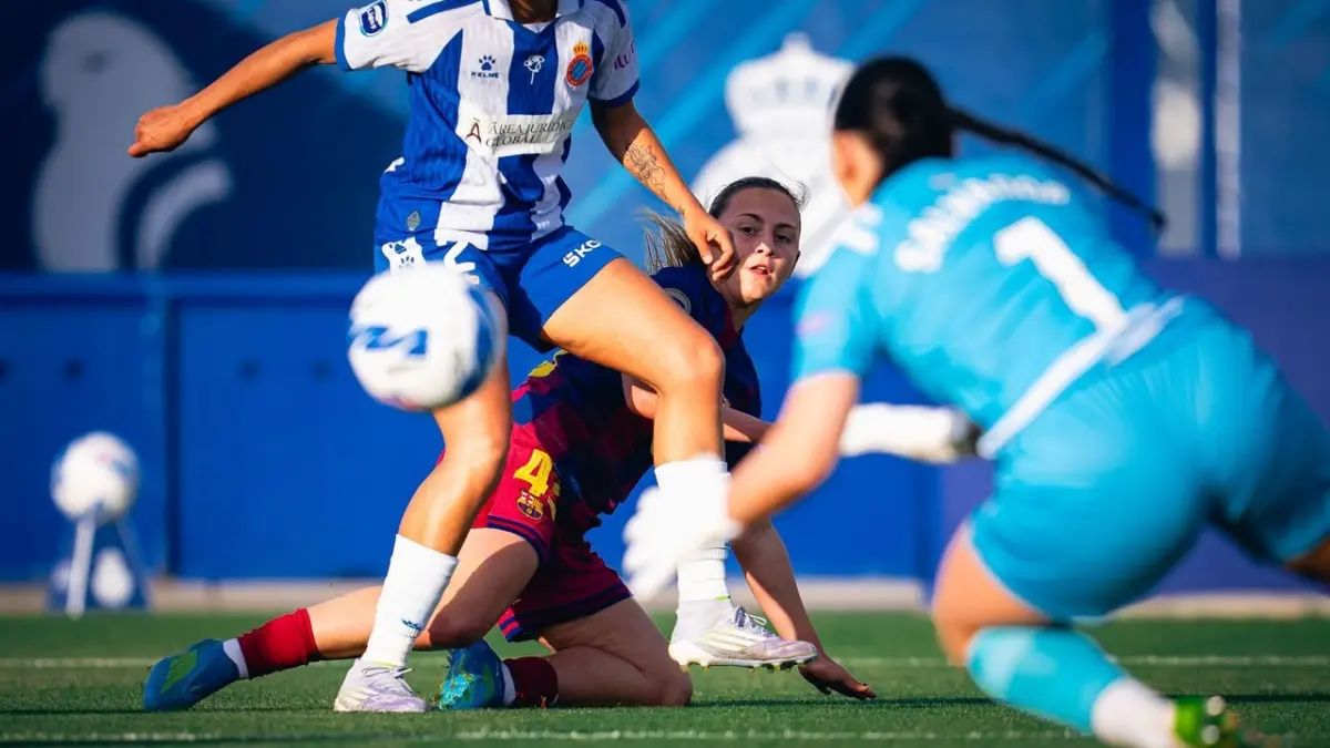 Barcelona Femeni mengalahkan Espanyol dengan skor meyakinkan 4-1 dalam laga derby, Kamis (23/4) dini hari WIB.(fcbarcelona.com)