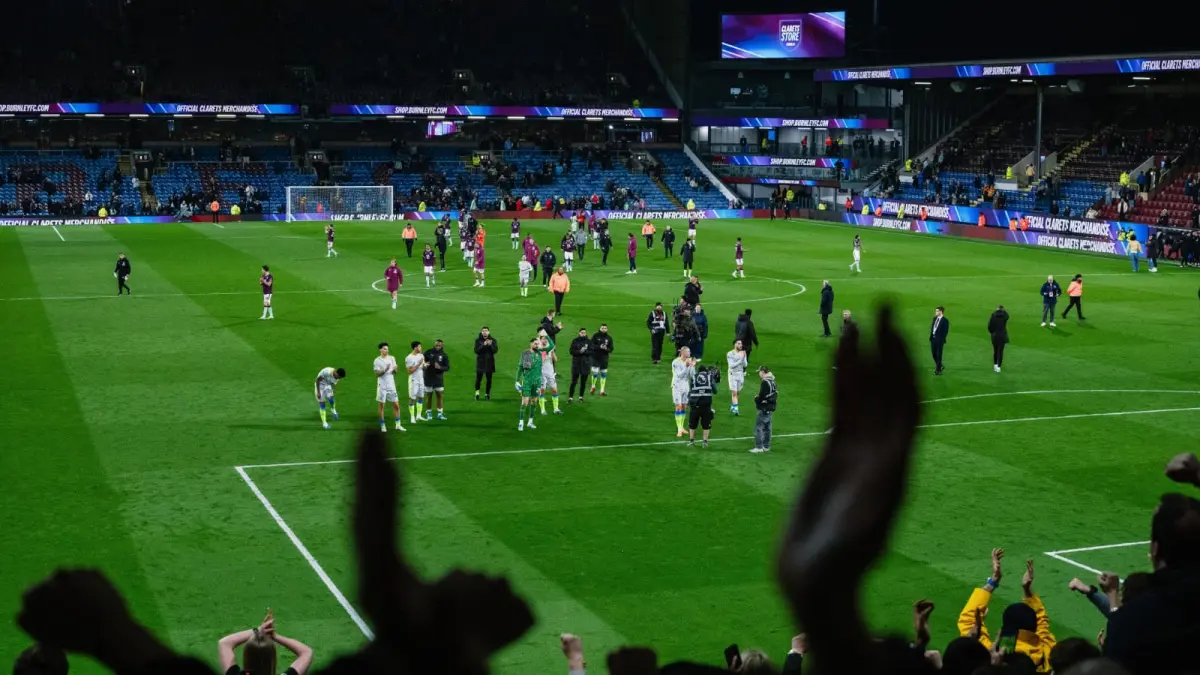 Manchester City berhasil meraih kemenangan penting 1-0 atas Burnley dalam lanjutan Premier League 2025/2026 di Turf Moor, Kamis (23/4/2026) dini hari WIB.(Twitter/@ManCity)