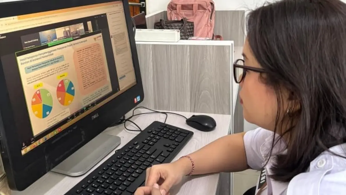 Penguatan dan Implementasi Seluruh Aspek Pelayanan Publik di lingkungan Kementerian Hukum yang dilaksanakan secara daring melalui Zoom, Rabu (22/4/2026).(dok Kemenkum Sulteng)