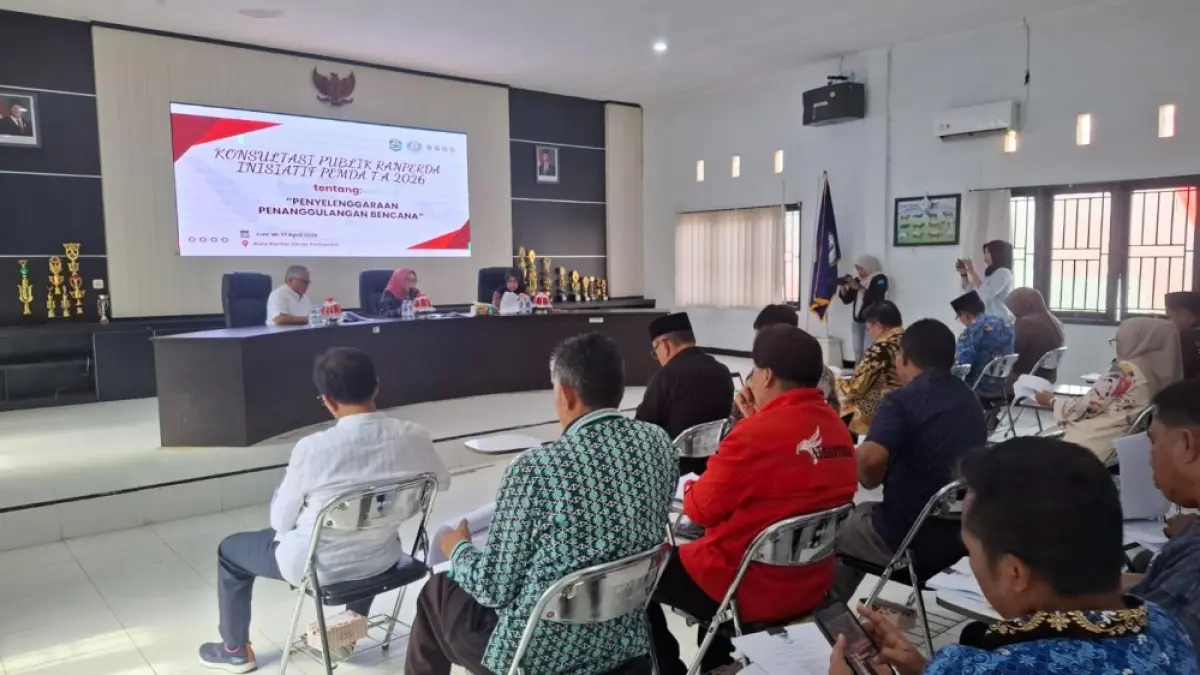 RANPERDA: Pemkab Morowali menggelar konsultasi publik, membahas Ranperda mengatasi kebencanaan.(FOTO: SUPRIYONO/RADAR PALU).