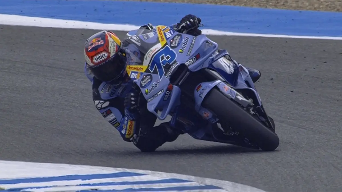 Alex Marquez tampil impresif pada hari pertama MotoGP Spanyol 2026 di Sirkuit Jerez, Jumat (24/4).(Twitter/@RubCanales)
