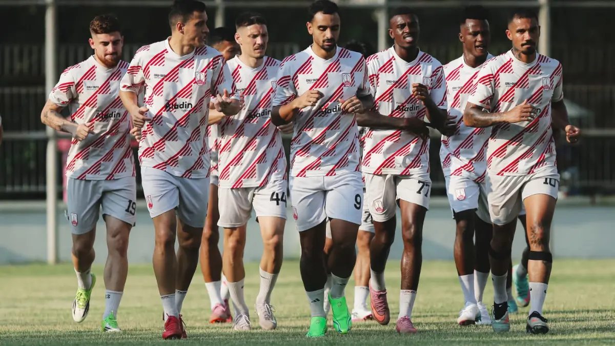 Persis Solo akan bersua dengan Persija Jakarta pada pekan ke-30 BRI Super League 2025/2026 di Stadion Utama Gelora Bung Karno (GBK), Senin (27/4) pukul 19.00 WIB.(Twitter/@persisofficial)