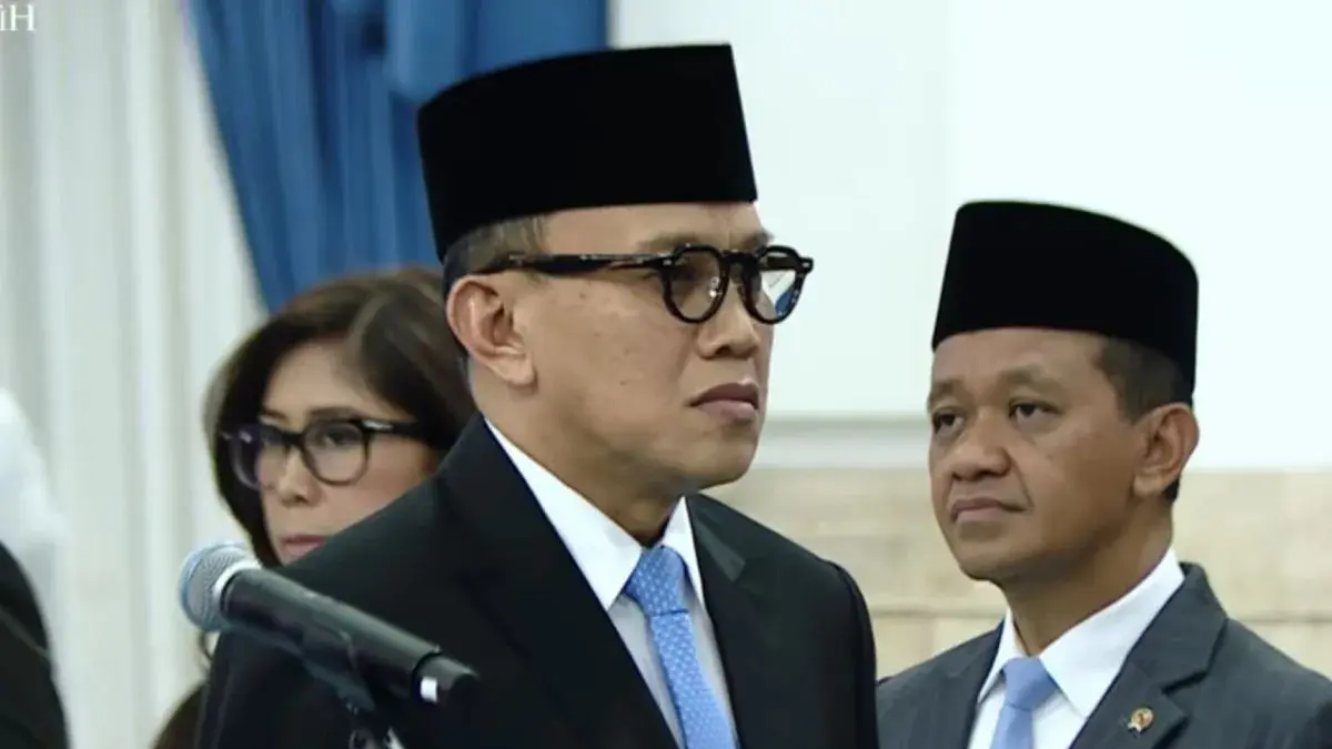 Tangkapan layar - Kepala Badan Karantina Indonesia (Barantin) Abdul Kadir Karding saat pembacaan sumpah jabatan di Istana Negara, Jakarta, Senin (27/4/2026). (ANTARA/YouTube Sekretariat Presiden)
